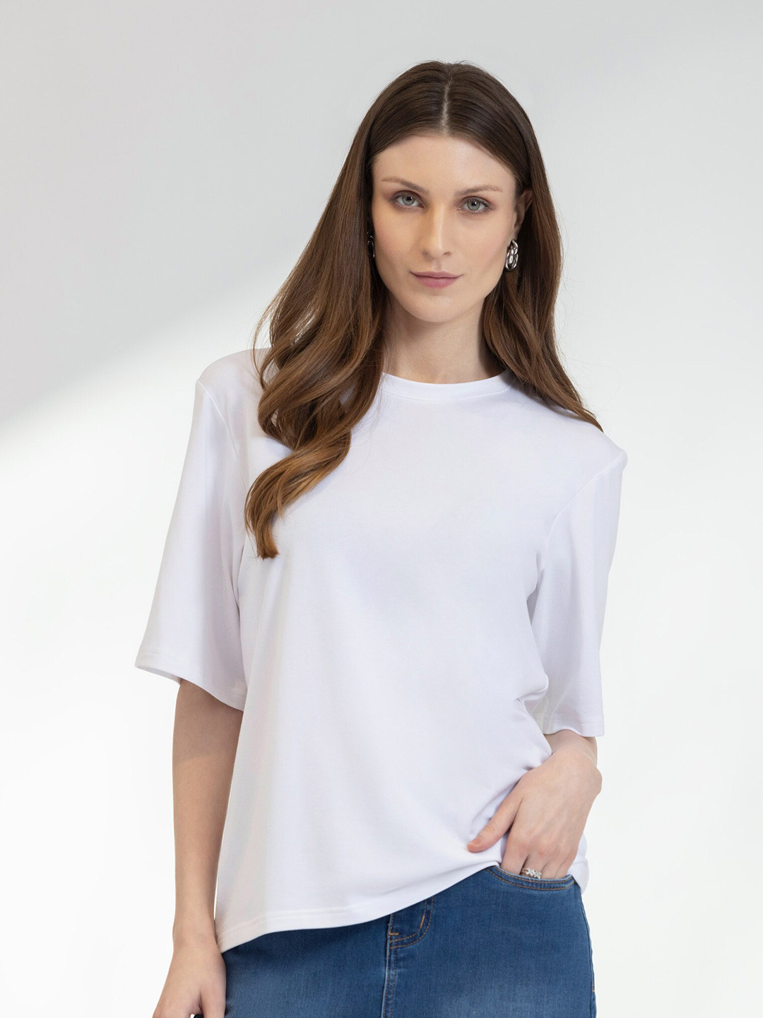 

B.Copenhagen Women High Neck Pockets T-shirt, White