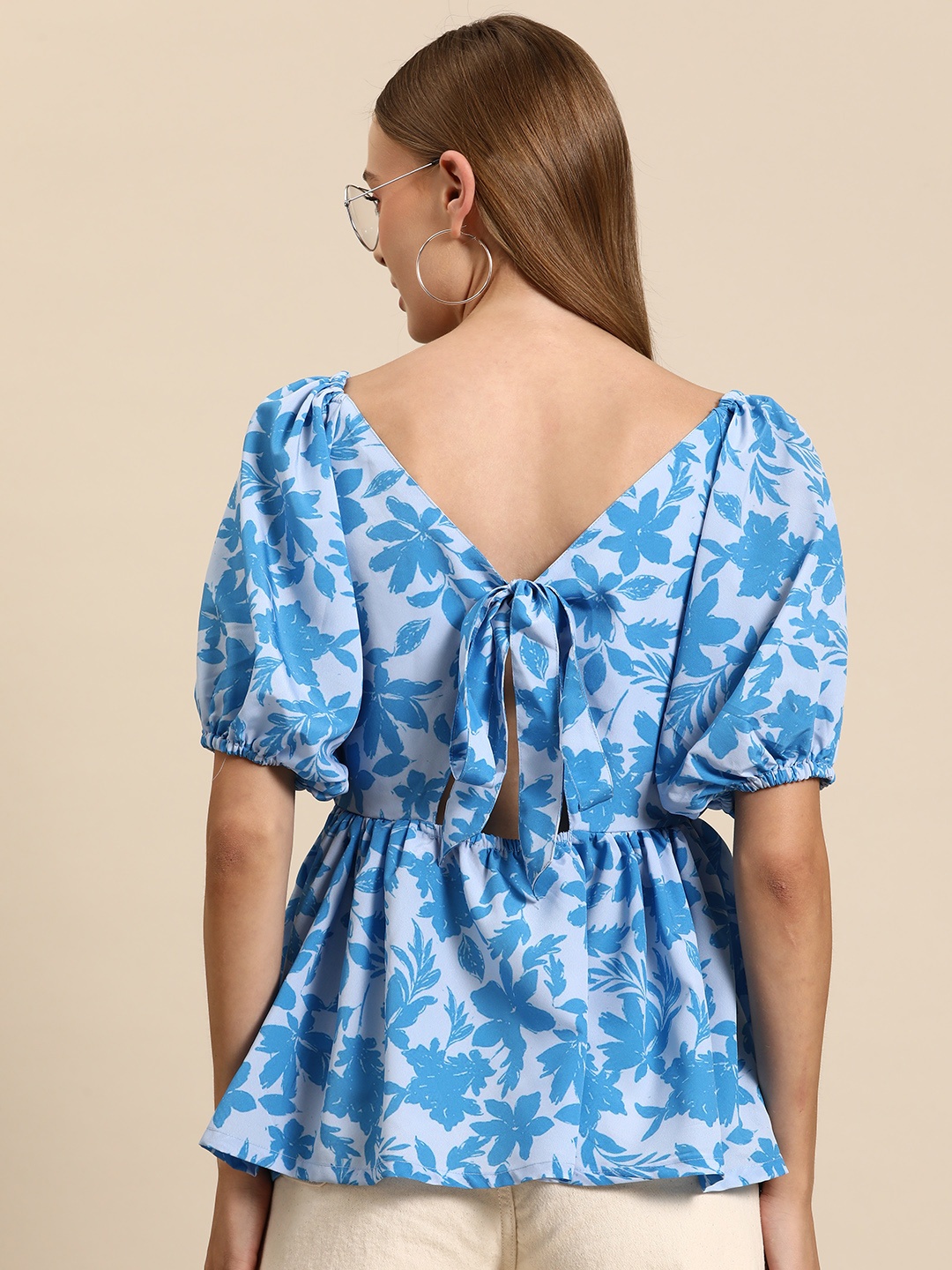 

Mast & Harbour Floral Print Sweetheart Neck Cut-Out Tie Up Detail Top, Blue