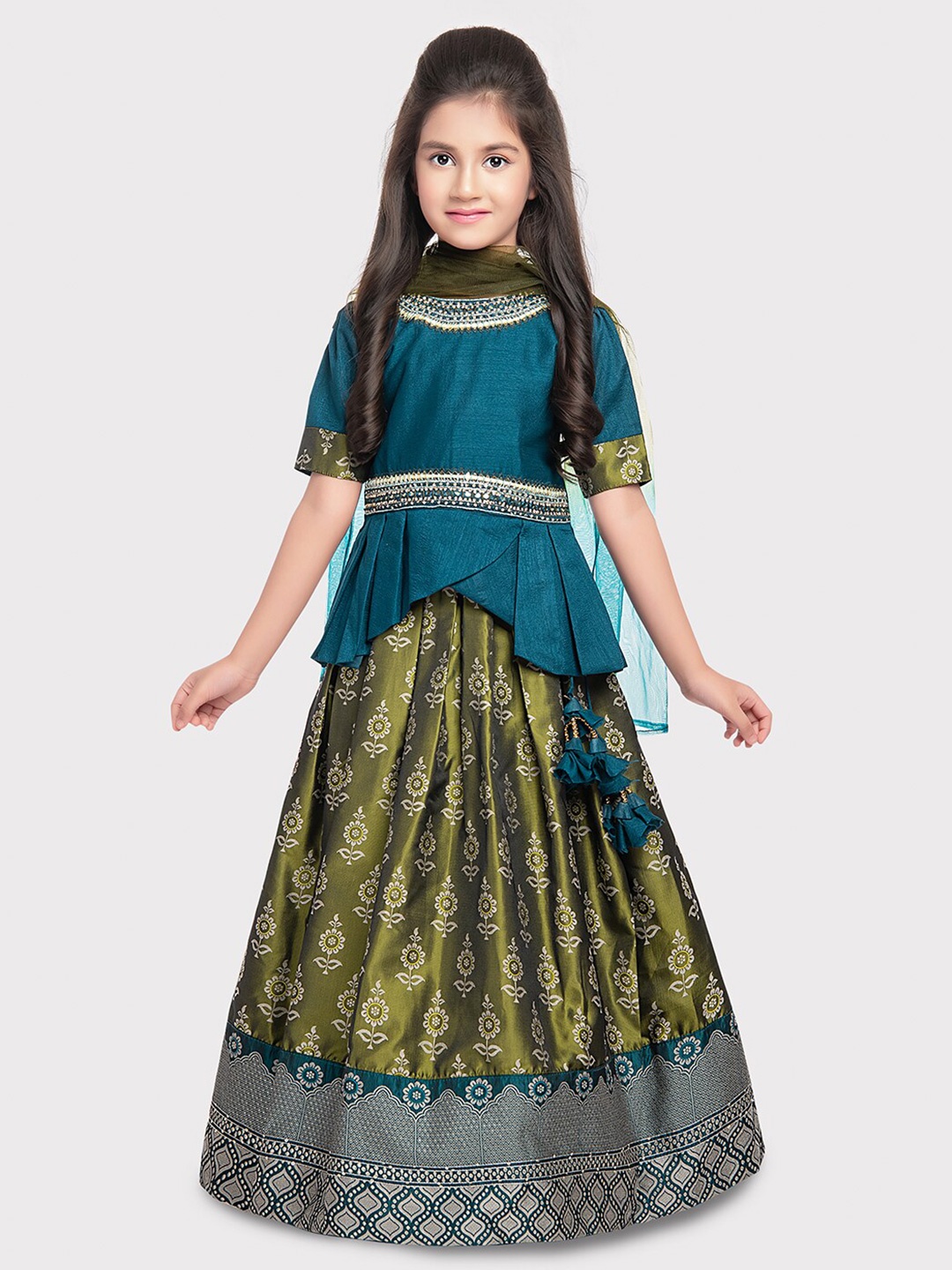 

Tiny Kingdom Girls Embellished Ready to Wear Lehenga & Blouse With Dupatta, Green