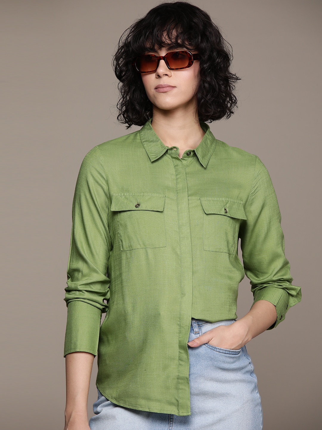 

Roadster Women Relaxed Opaque Casual Shirt, Olive