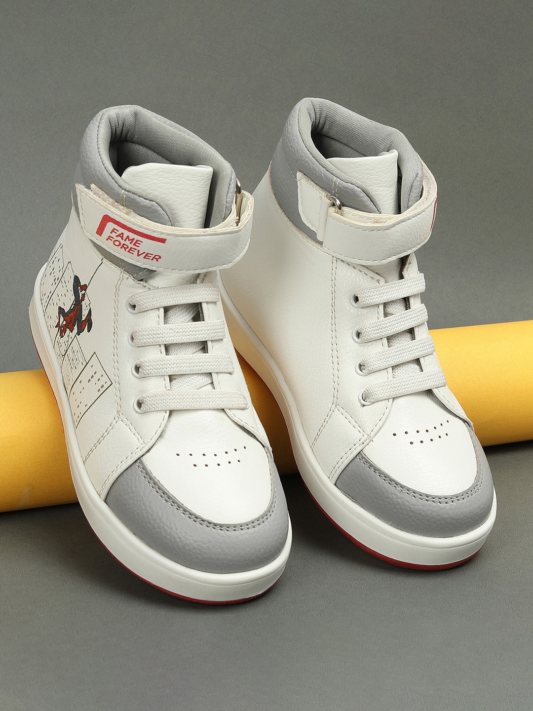 

Fame Forever by Lifestyle Boys Round Toe Mid-Top Sneakers, White