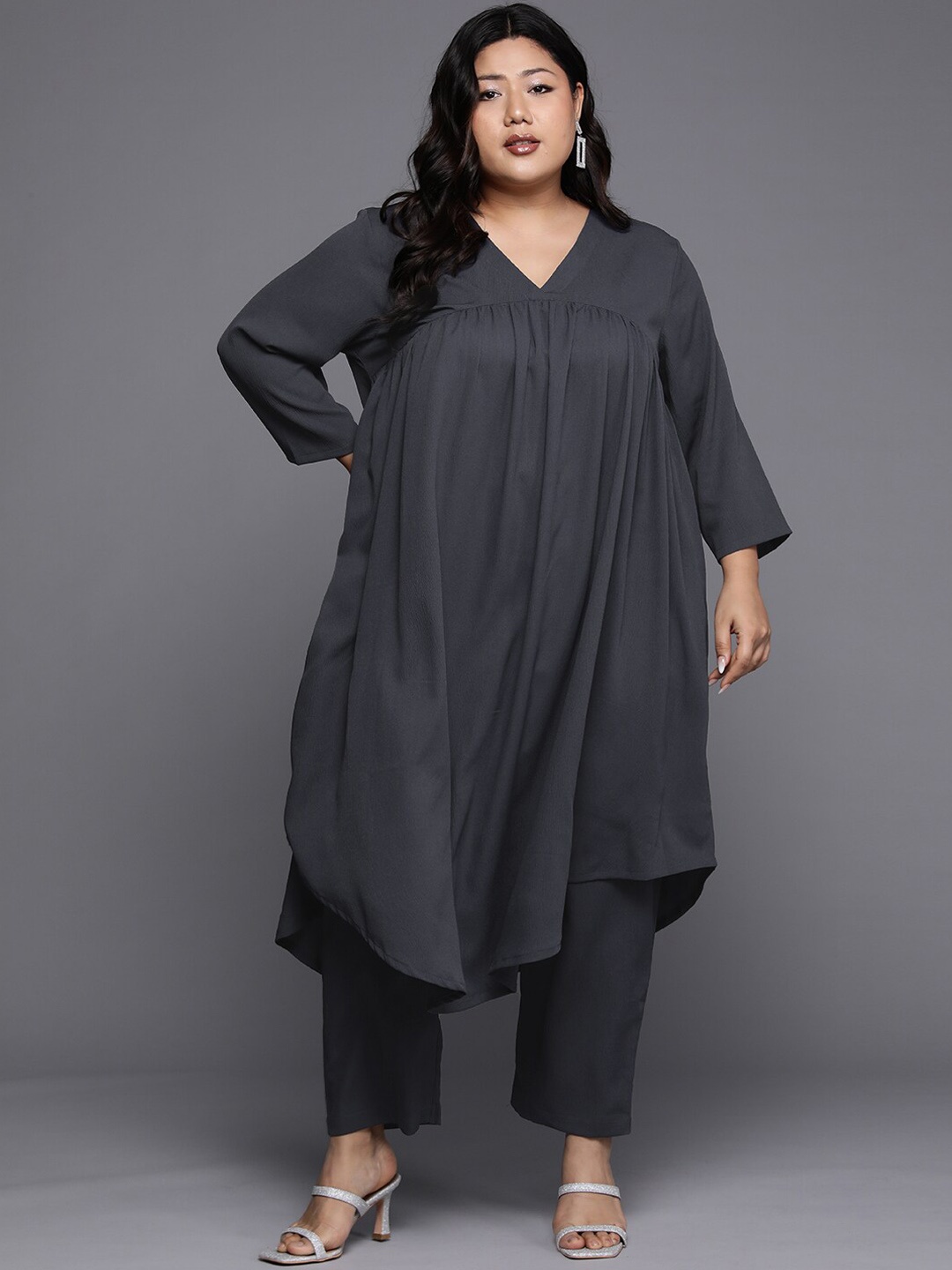 Sztori Plus Size V Neck A Line Kurta With Trouser, Grey