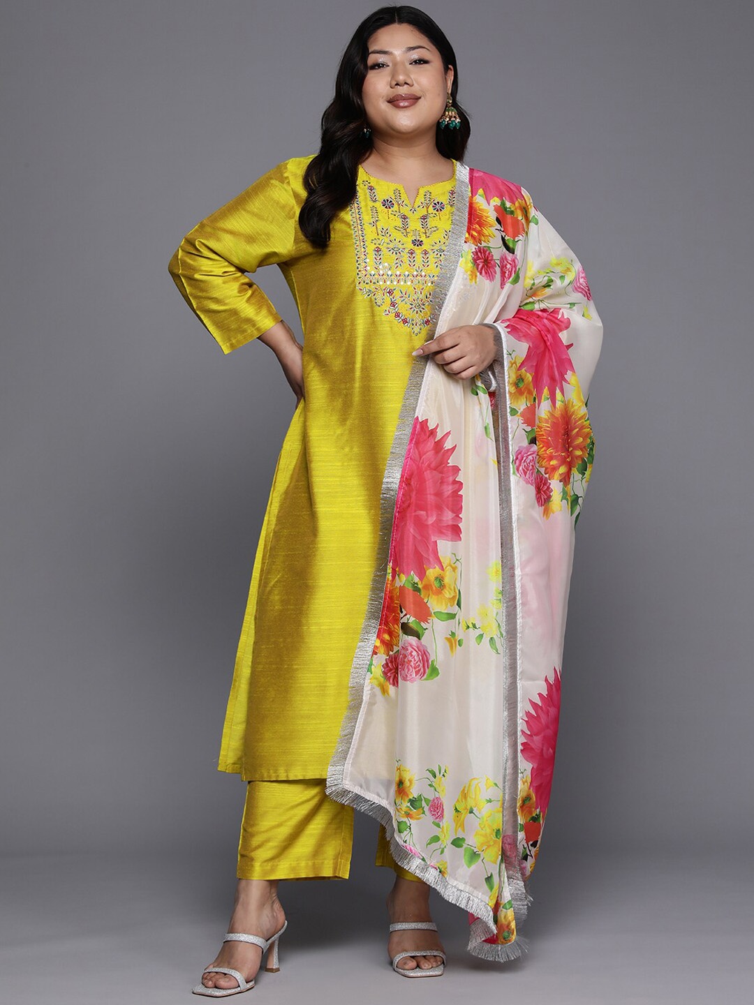 

Sztori Plus Size Floral Yoke Design Thread Work Straight Kurta With Trousers & Dupatta, Yellow