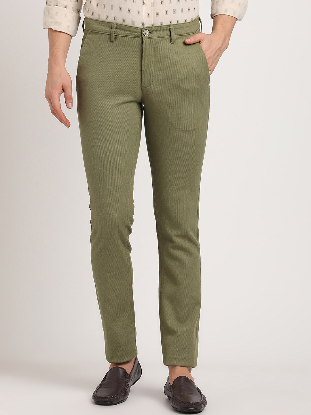 

Turtle Men Relaxed Cotton Skinny Fit Mid-Rise Trouser, Olive