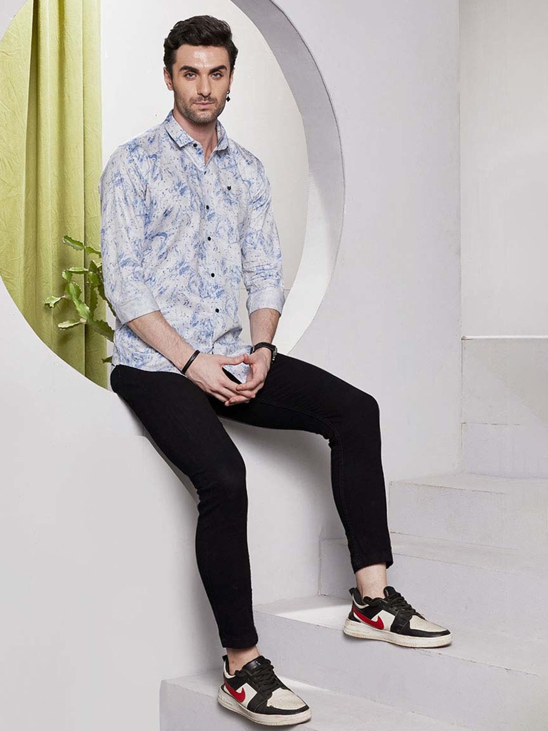 

ALMATY Men Comfort Slim Fit Floral Opaque Printed Party Shirt, White