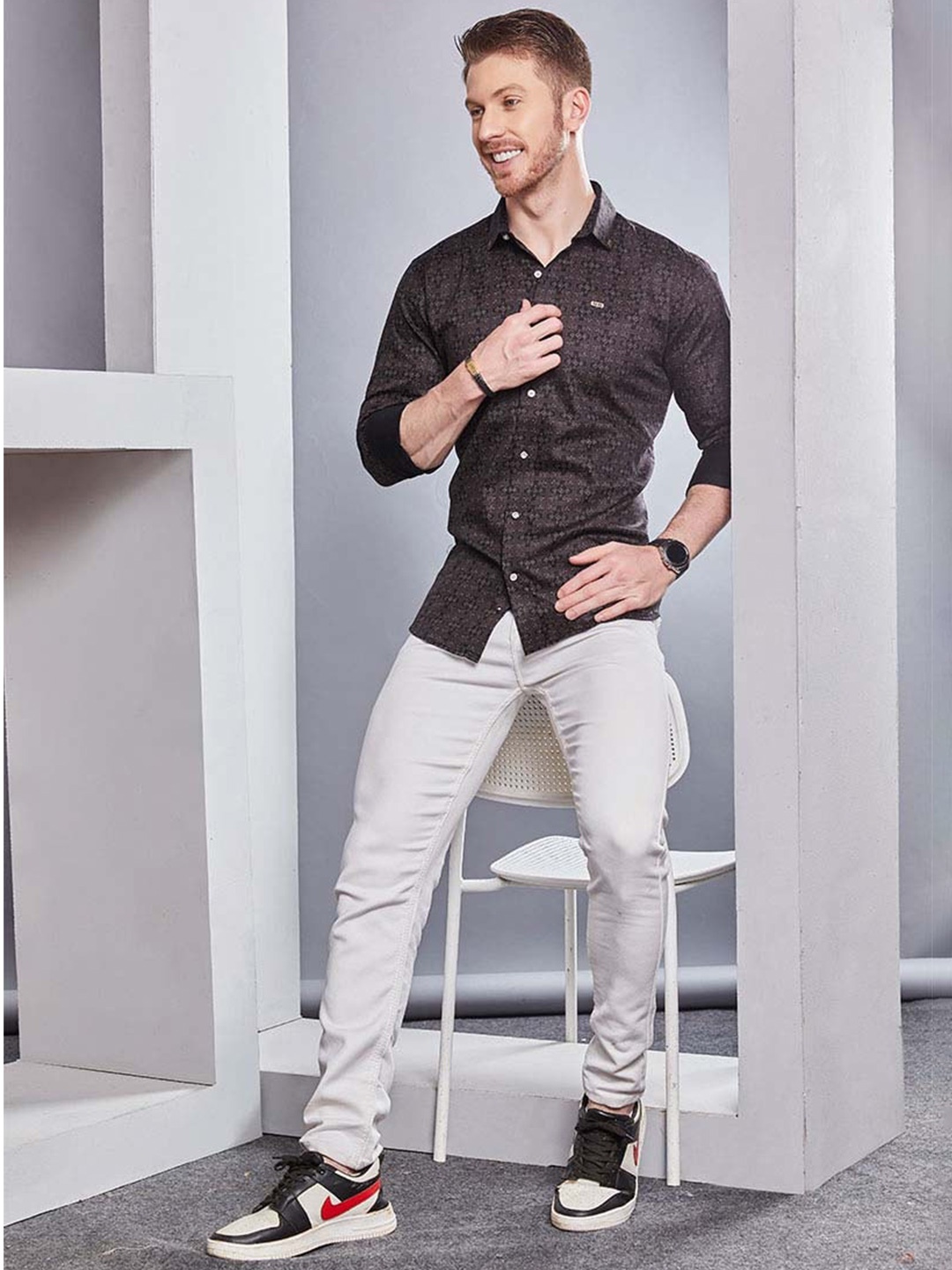 

ALMATY Men Comfort Slim Fit Opaque Printed Party Shirt, Lavender