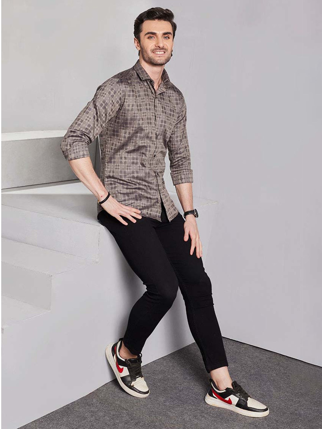 

ALMATY Men Comfort Slim Fit Opaque Party Shirt, Brown