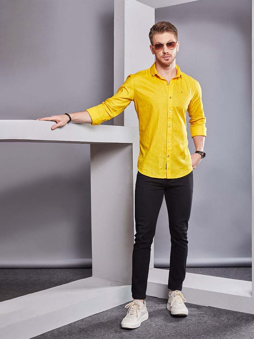 

ALMATY Men Comfort Slim Fit Opaque Party Shirt, Yellow