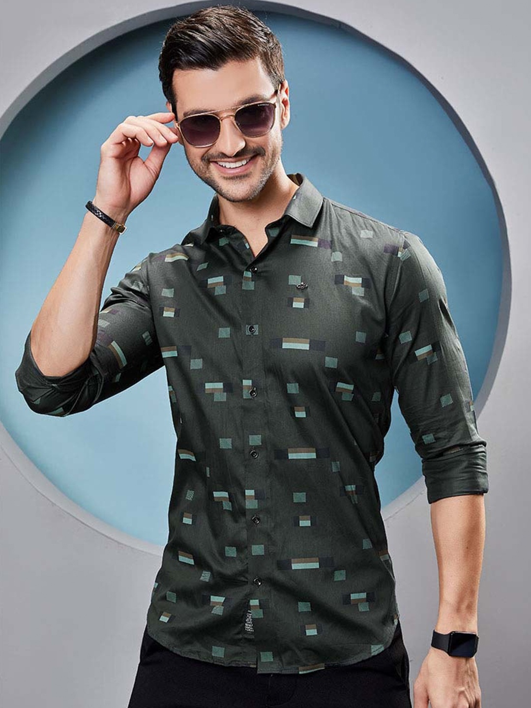 

ALMATY Men Comfort Slim Fit Opaque Printed Party Shirt, Green