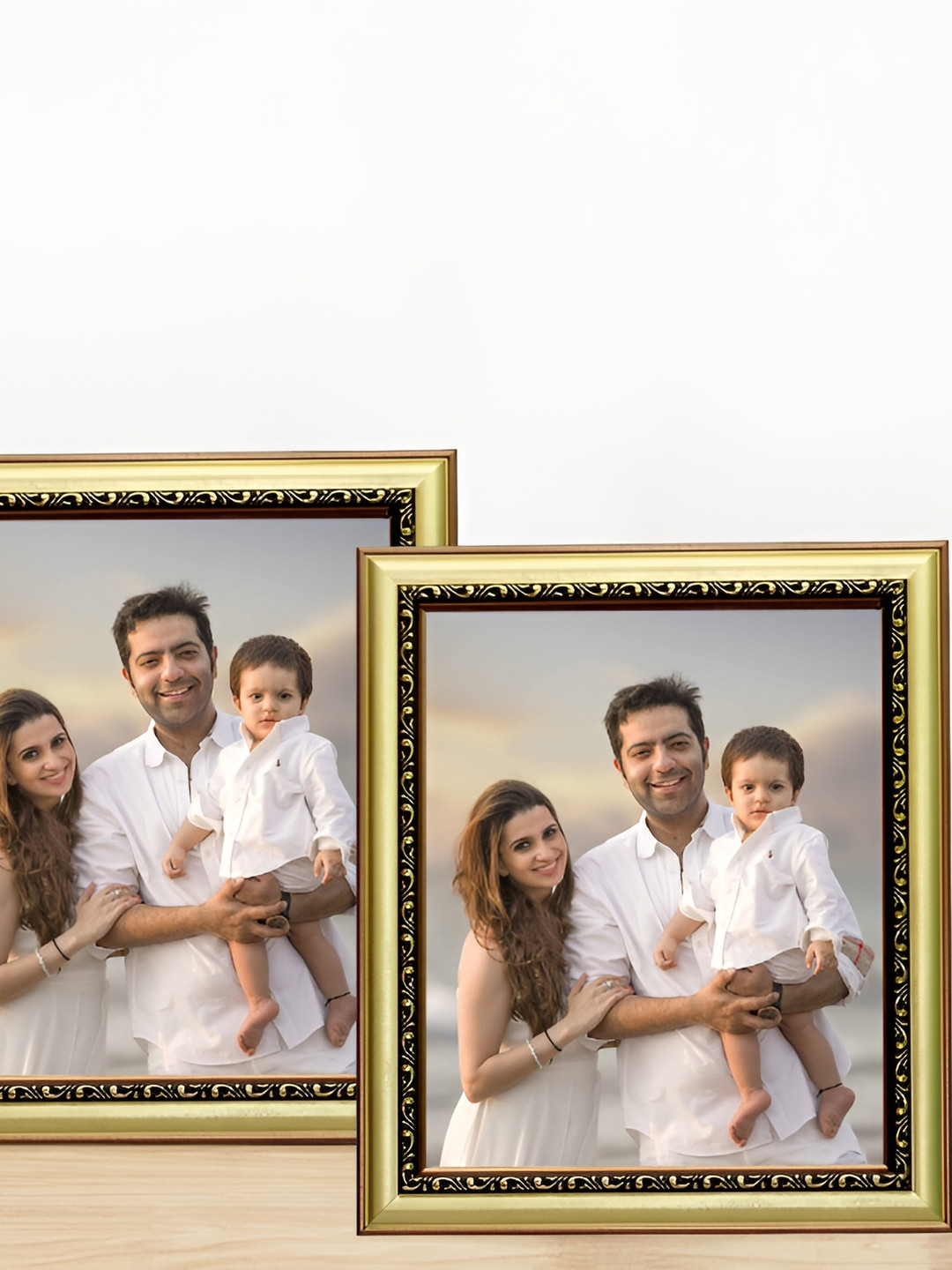 

KDM HOME DECOR Gold-Toned & Black 2 Pieces Wooded Self Design Wall Photo Frame
