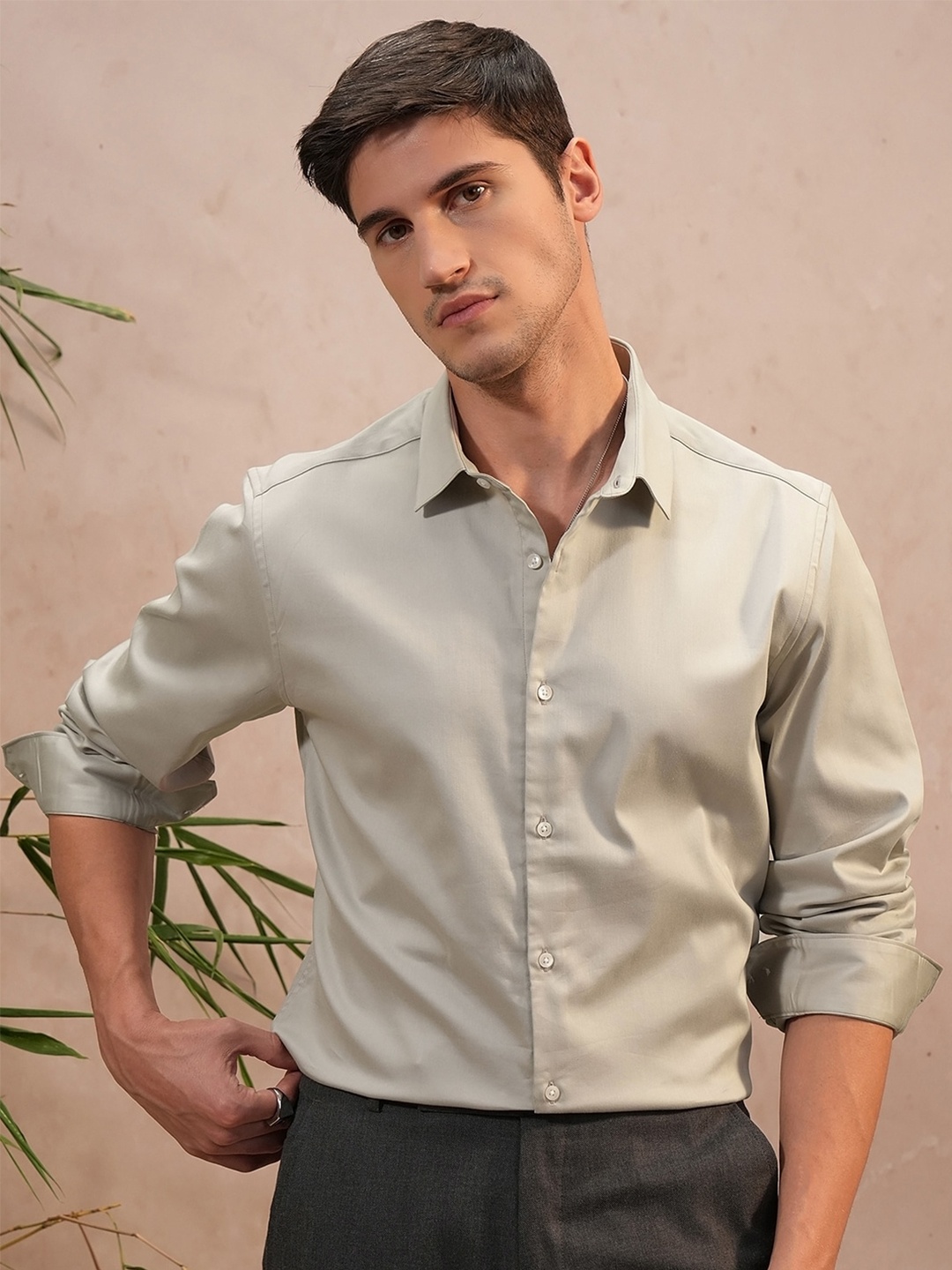 

Locomotive Luxe Men Satin Solid Evening Party Shirt, Grey