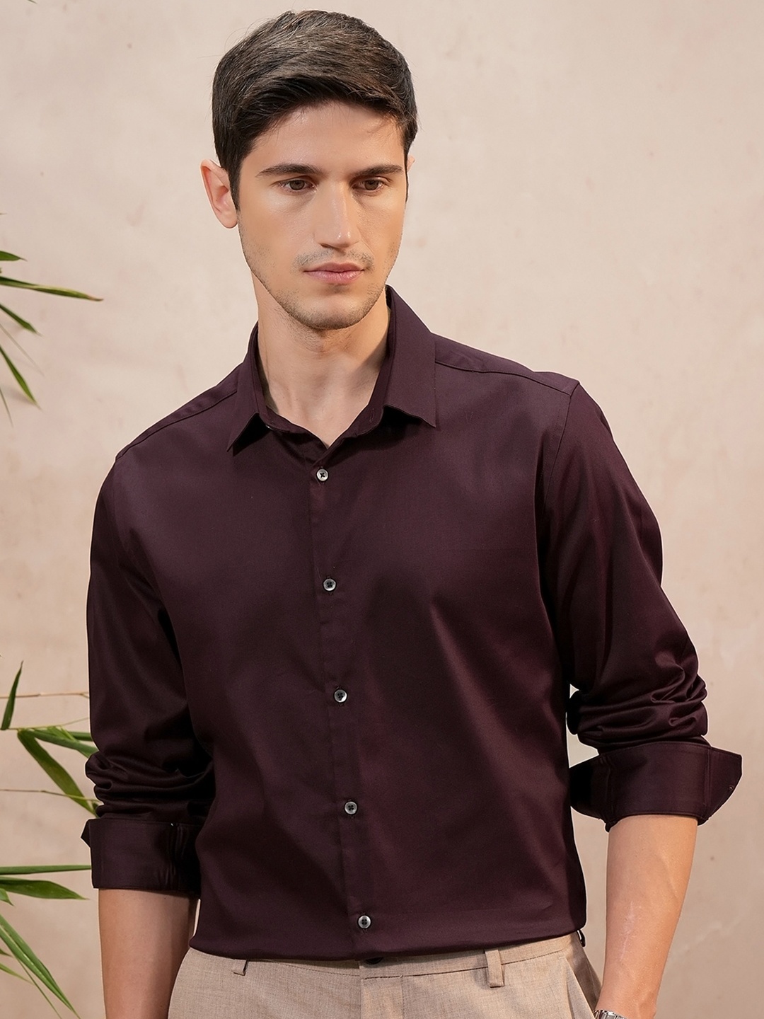

Locomotive Luxe Men Satin Solid Evening Party Shirt, Purple