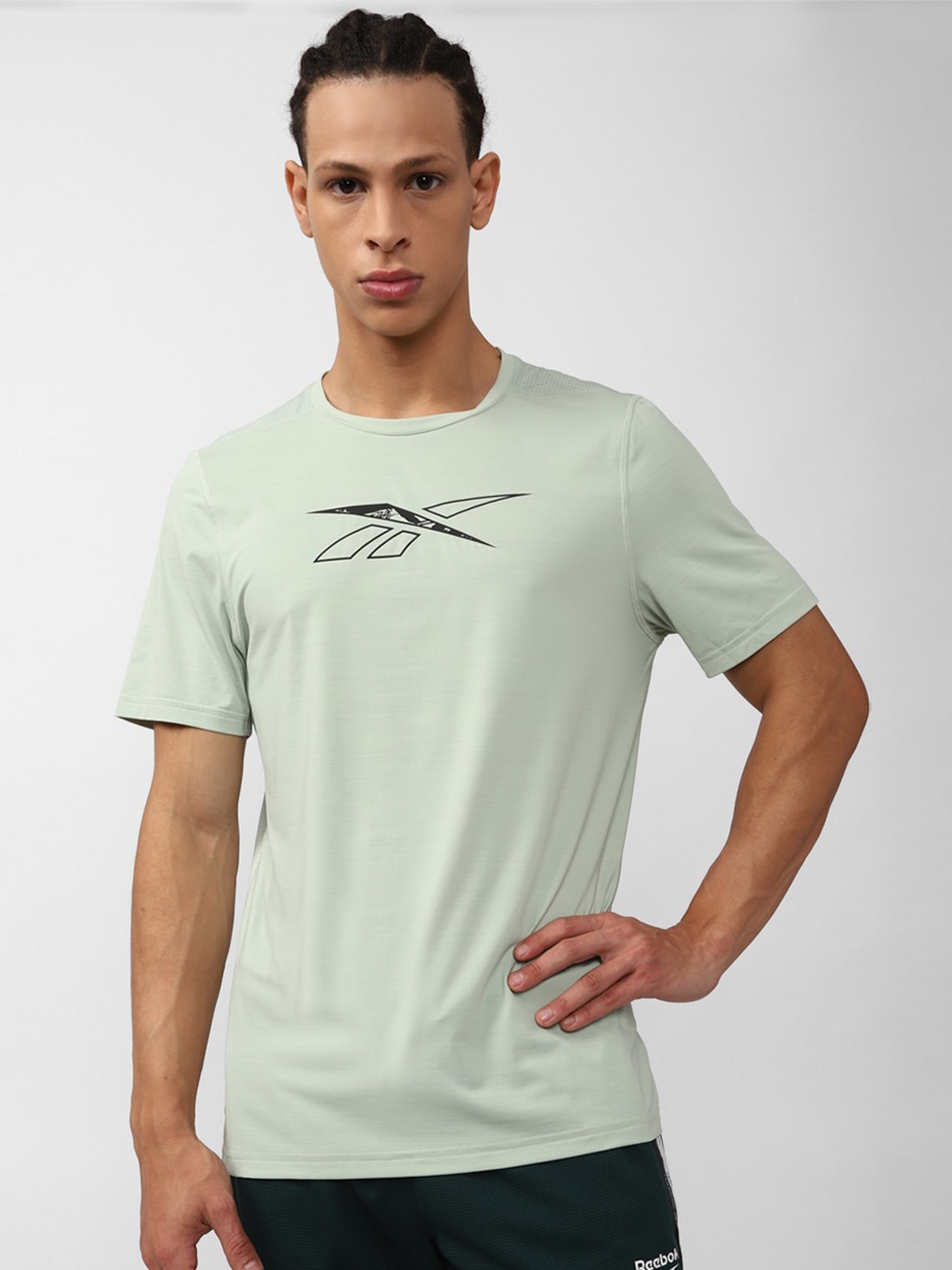 

Reebok WOR AC SS Logo Printed Slim-Fit T-Shirt, Green