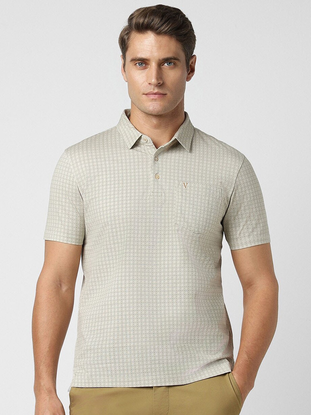 

Van Heusen Men Checked Polo Collar Pockets T-shirt, Grey