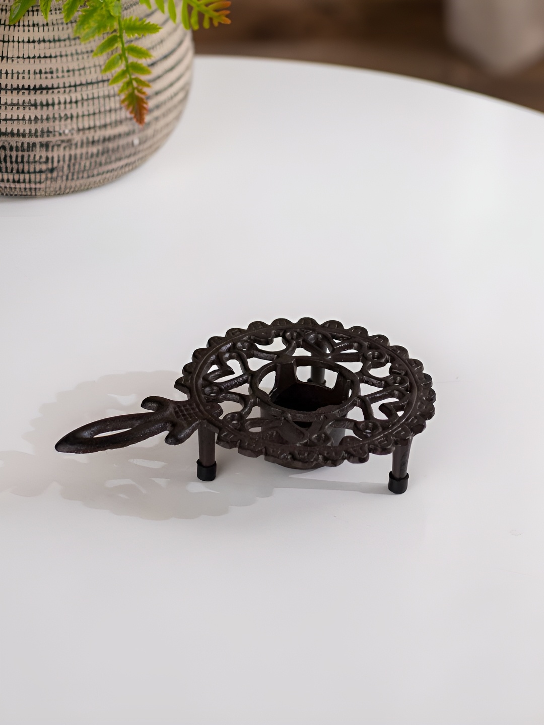 

THEDECORKART Textured Black Iron Teapot Coaster