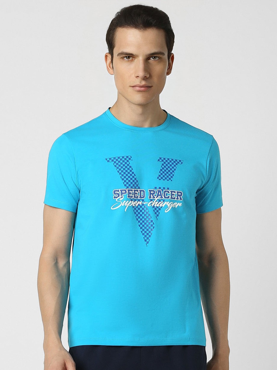 

Van Heusen Flex Men Typography Printed Pockets T-shirt, Blue