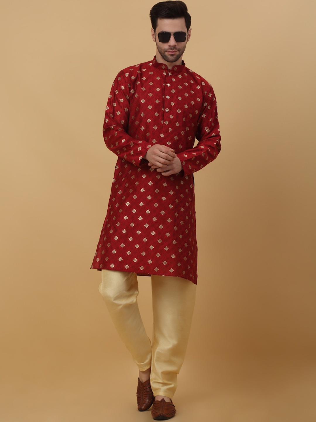 

KRAFT INDIA Ethnic Motifs Woven Design Mandarin Collar Jacquard Kurta, Red