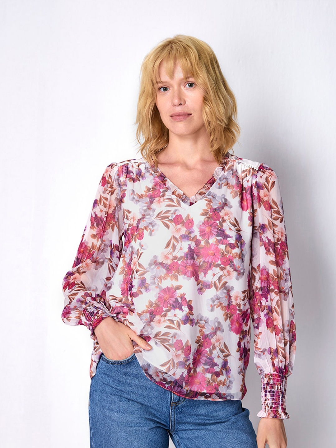 

COVER STORY Floral Print Chiffon Blouson Top, Off white