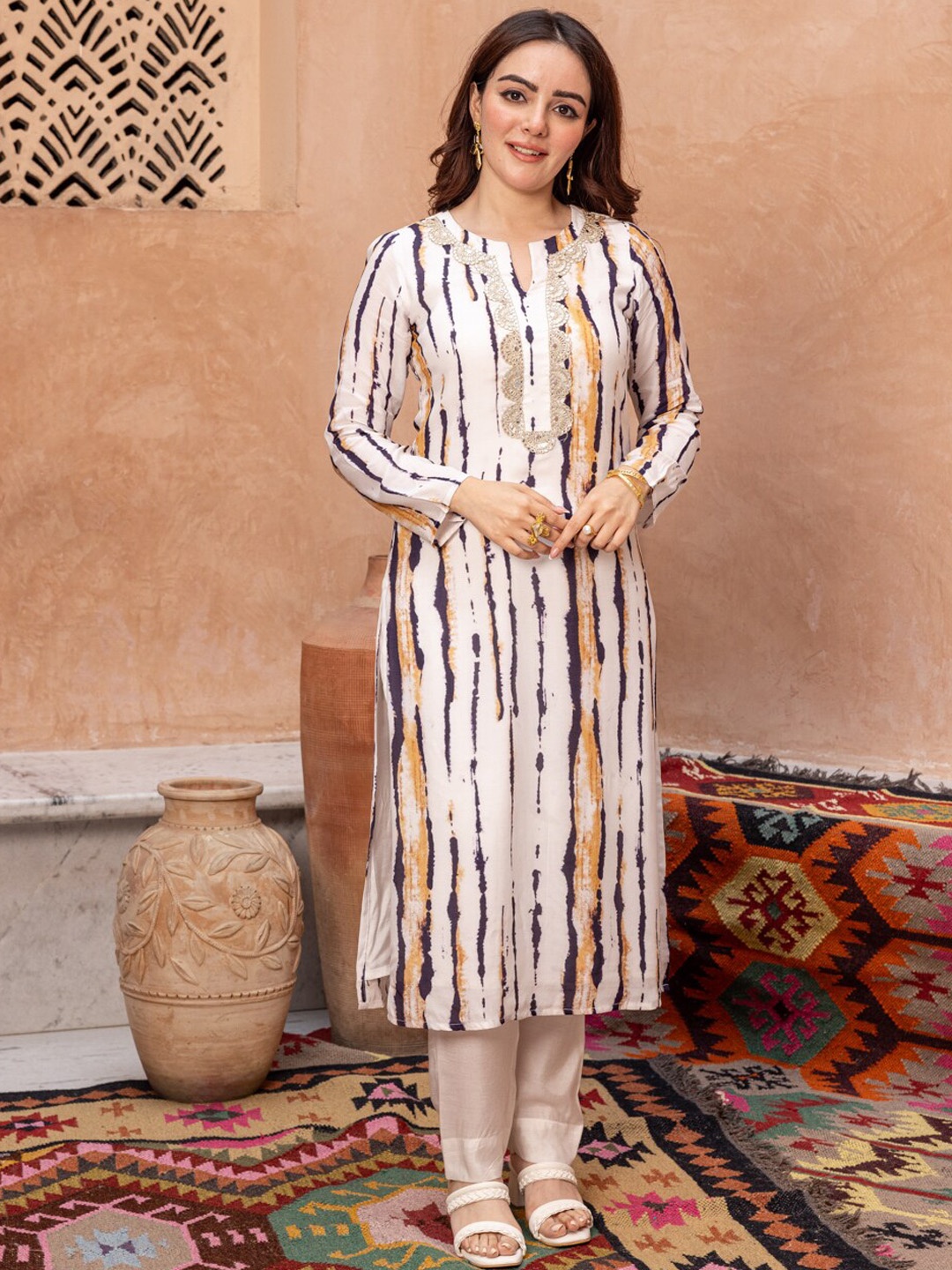 

Ambraee Striped Dyed Round Neck Straight Kurta with Trousers, White