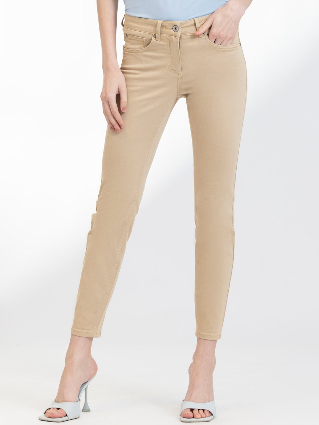 

B.Copenhagen Women Relaxed Straight Leg Straight Fit Trousers, Beige