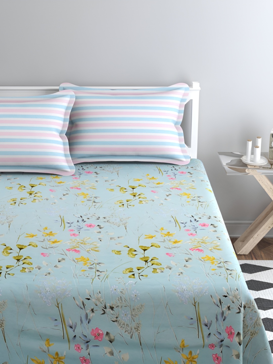 

bsb home Blue & Pink 180 TC King Bedsheet with 2 Pillow Covers