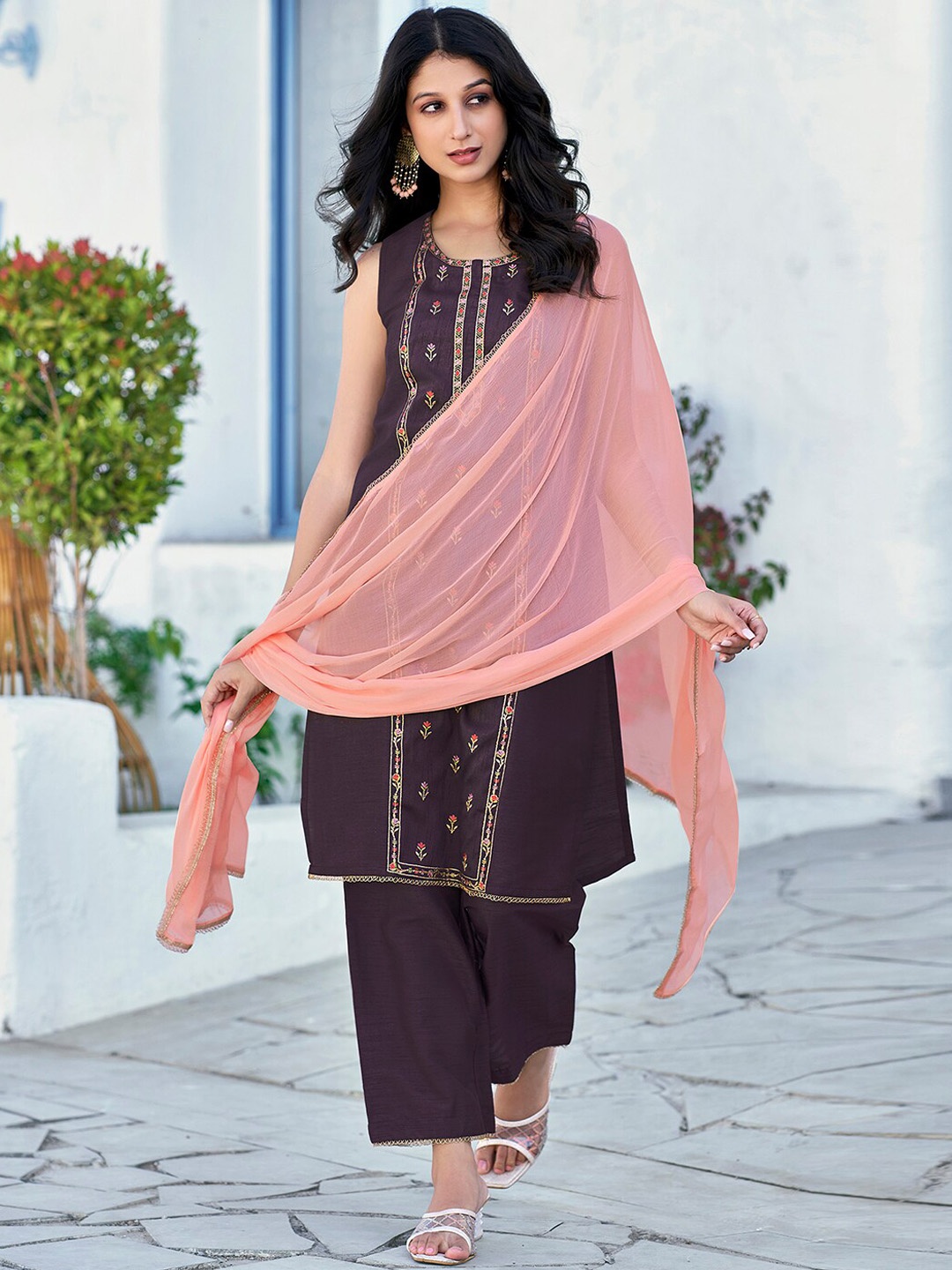 

KALINI Floral Embroidered Regular Thread Work Kurta With Palazzos & Dupatta, Purple