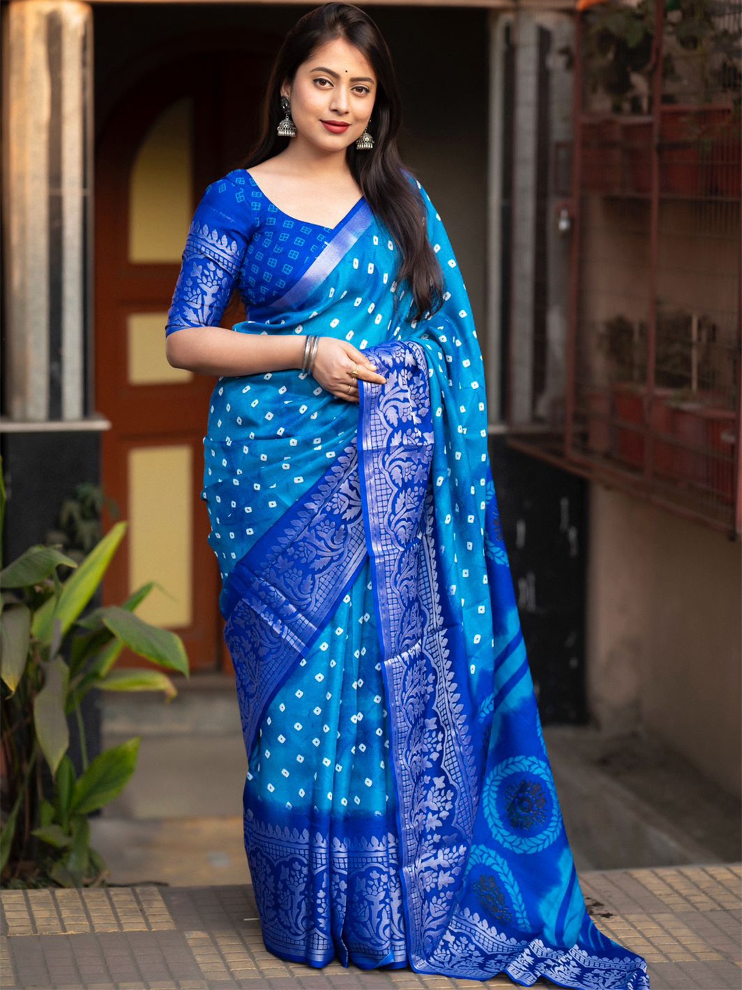 

STAVA CREATION Woven Design Zari Jute Silk Bandhani Saree, Blue