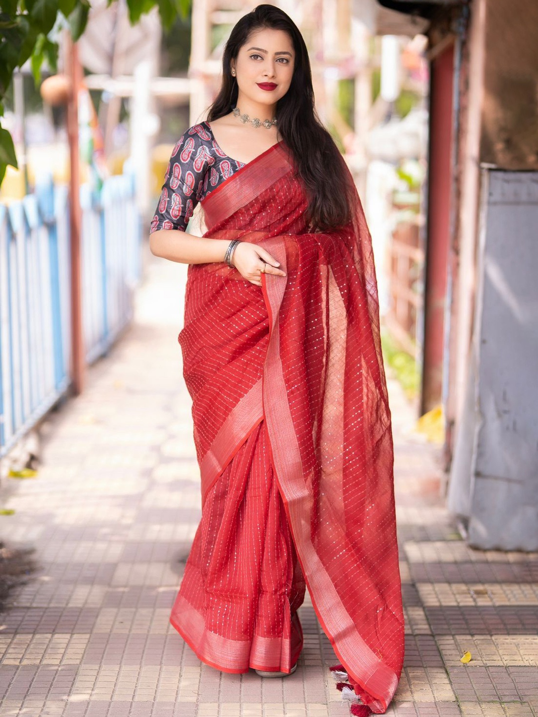 

STAVA CREATION Striped Embellished Saree, Red