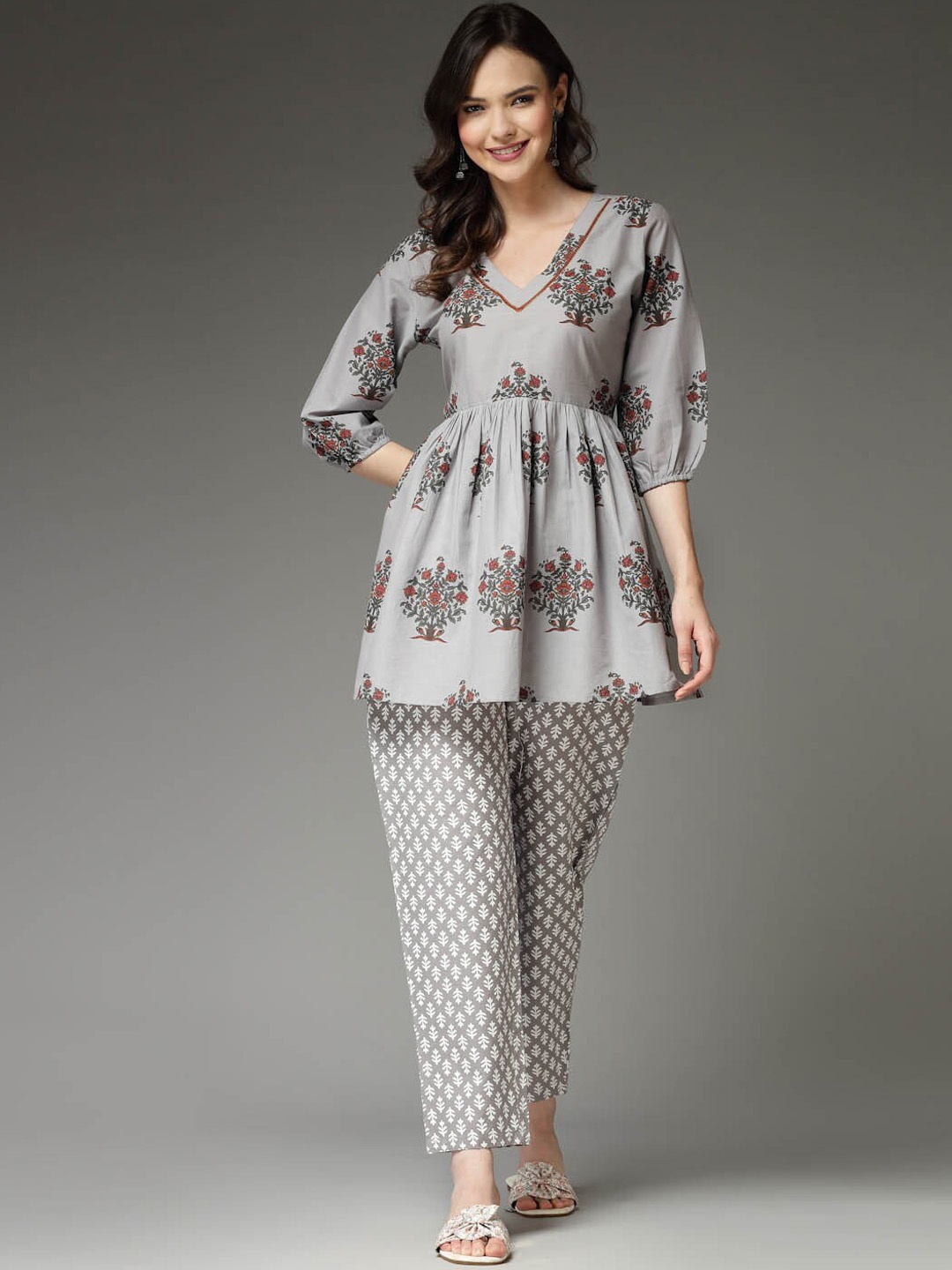 

Stylum Floral Printed Pure Cotton Tunic & Trouser, Grey