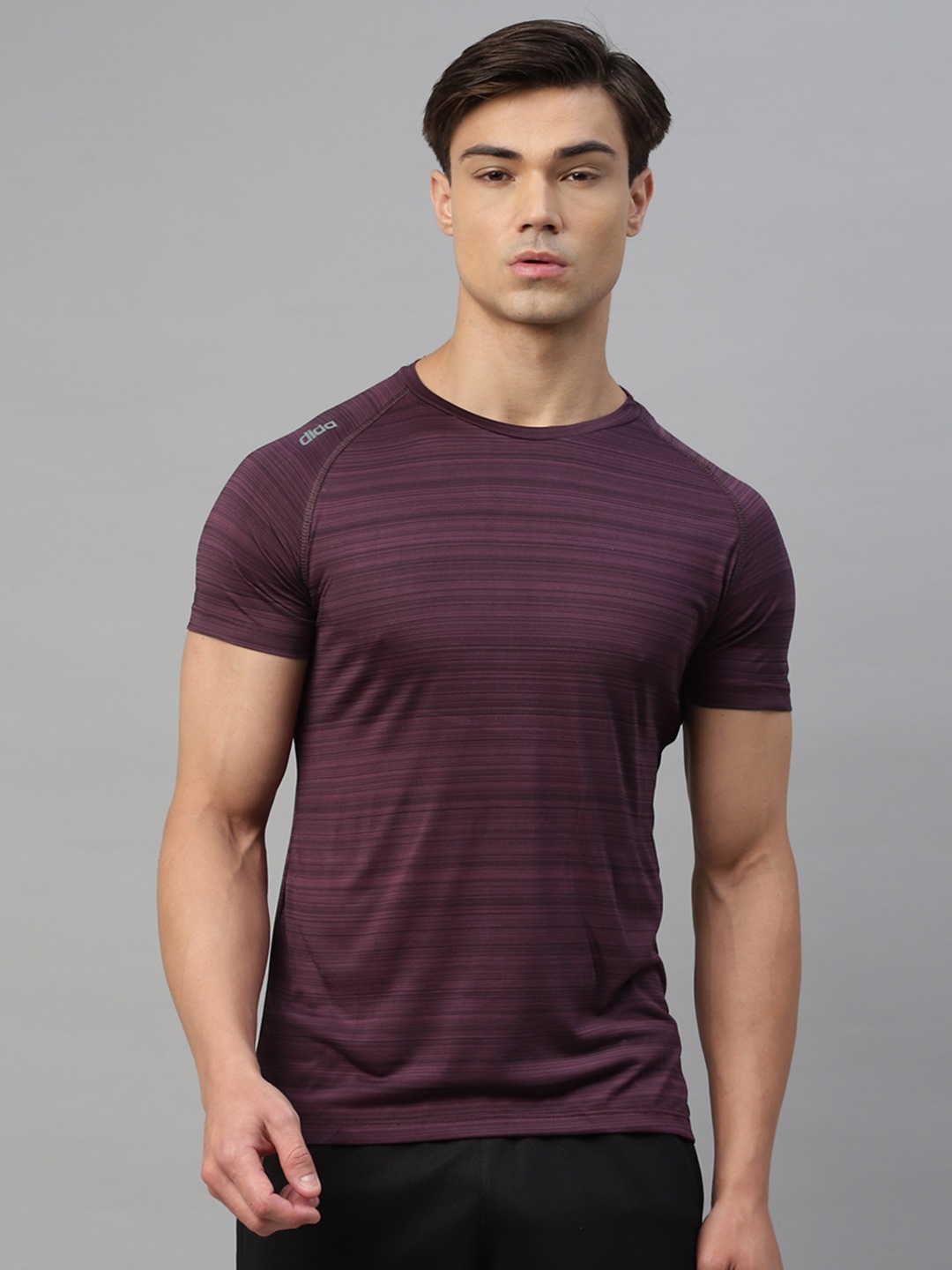 

DIDA Men Striped Dri-FIT Pockets T-shirt, Maroon