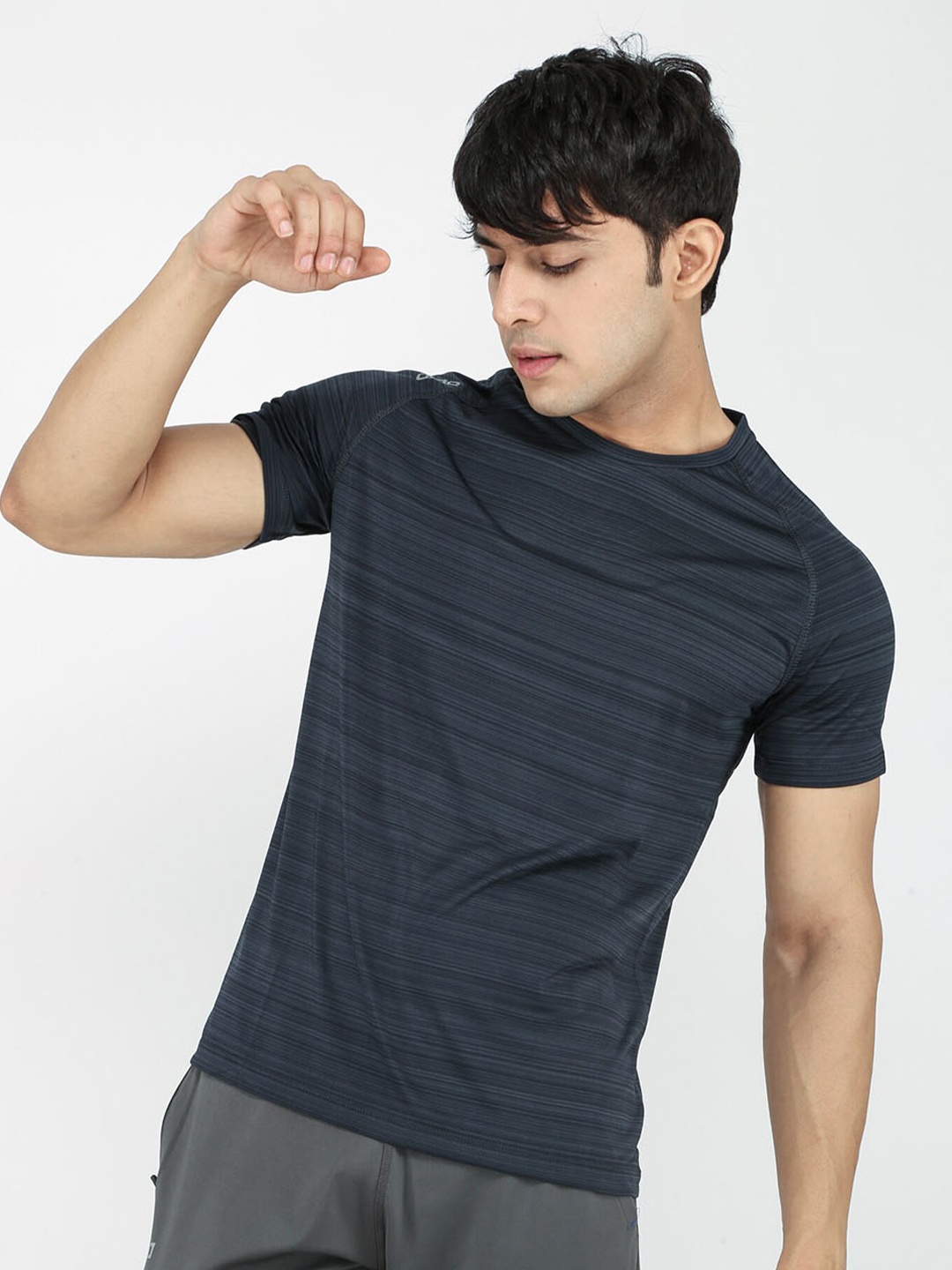 

DIDA Men Dri-FIT Raw Edge T-shirt, Navy blue
