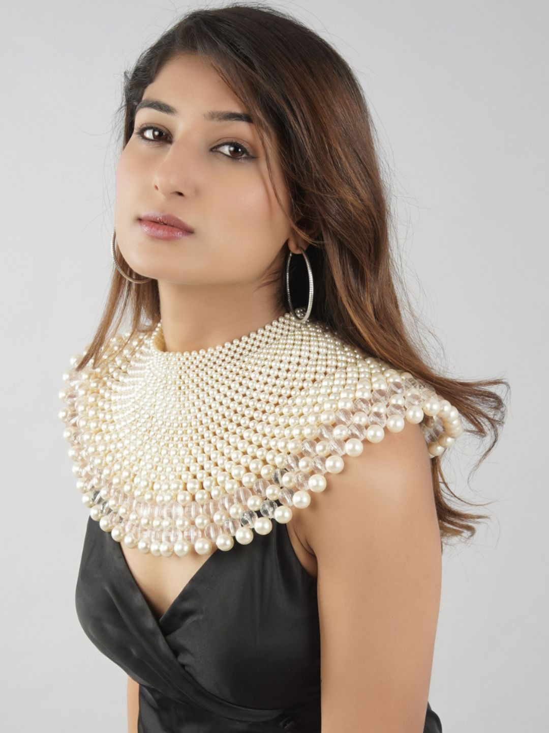 

DressBerry Brass Necklace, White