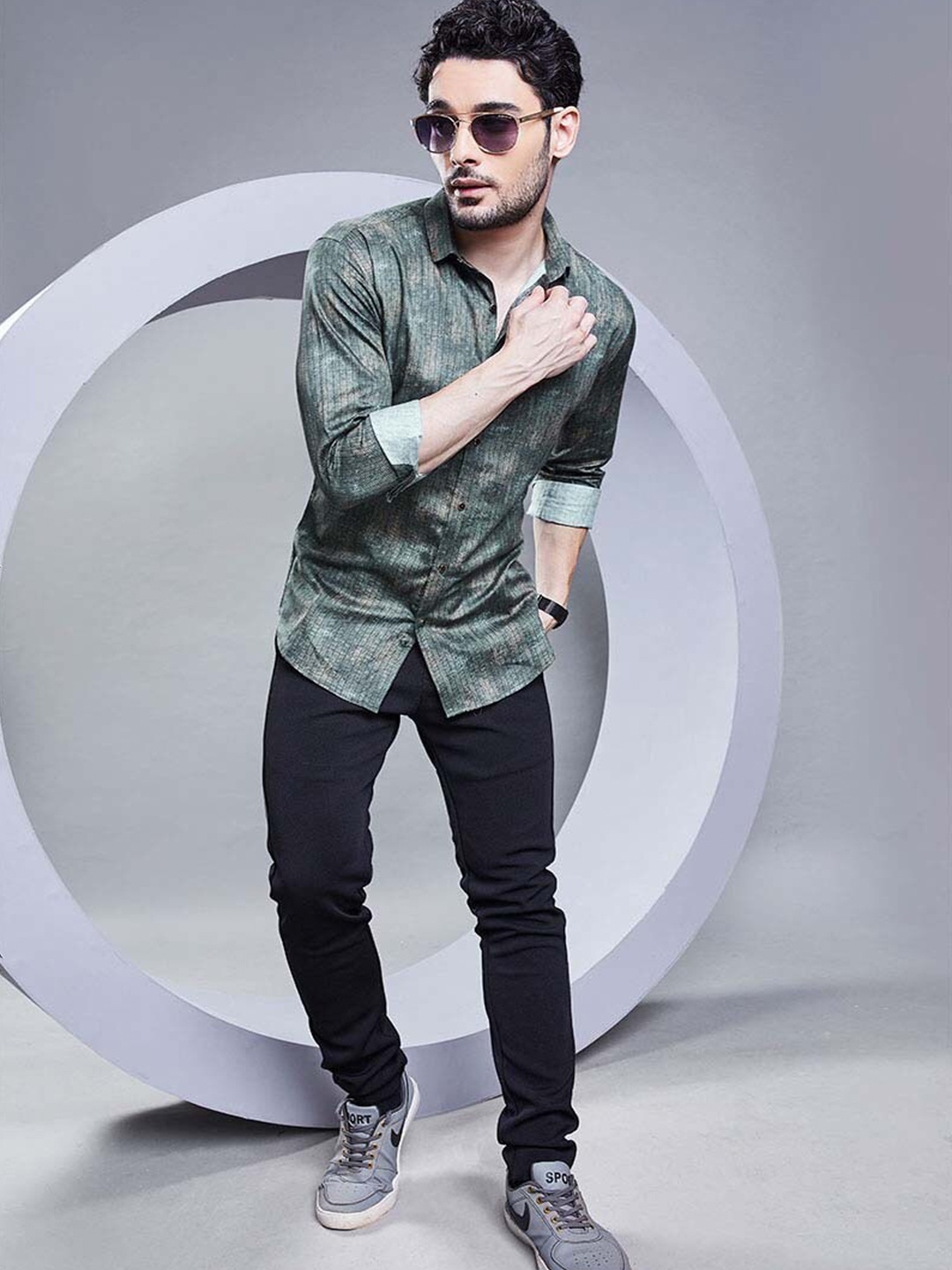 

ALMATY Men Comfort Slim Fit Floral Opaque Printed Party Shirt, Green