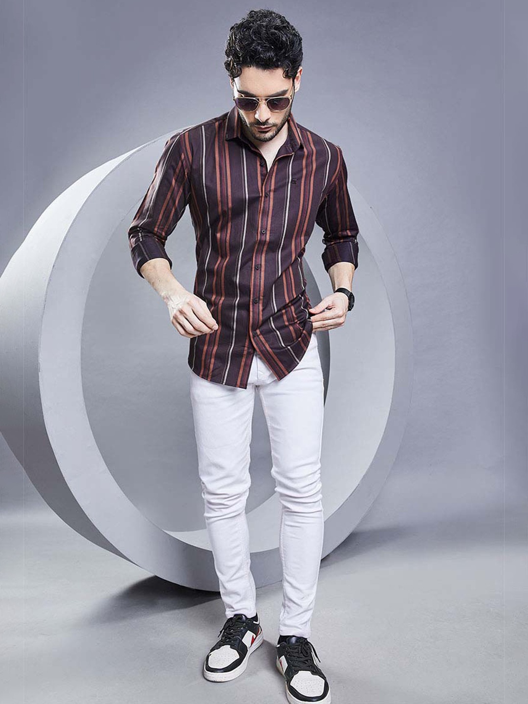 

ALMATY Men Comfort Slim Fit Opaque Checked Party Shirt, Maroon