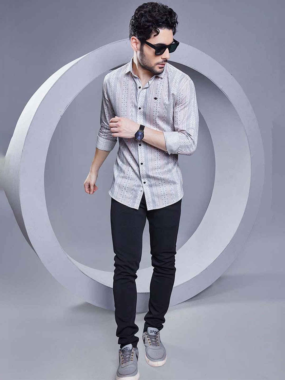 

ALMATY Men Comfort Slim Fit Opaque Printed Party Shirt, Cream