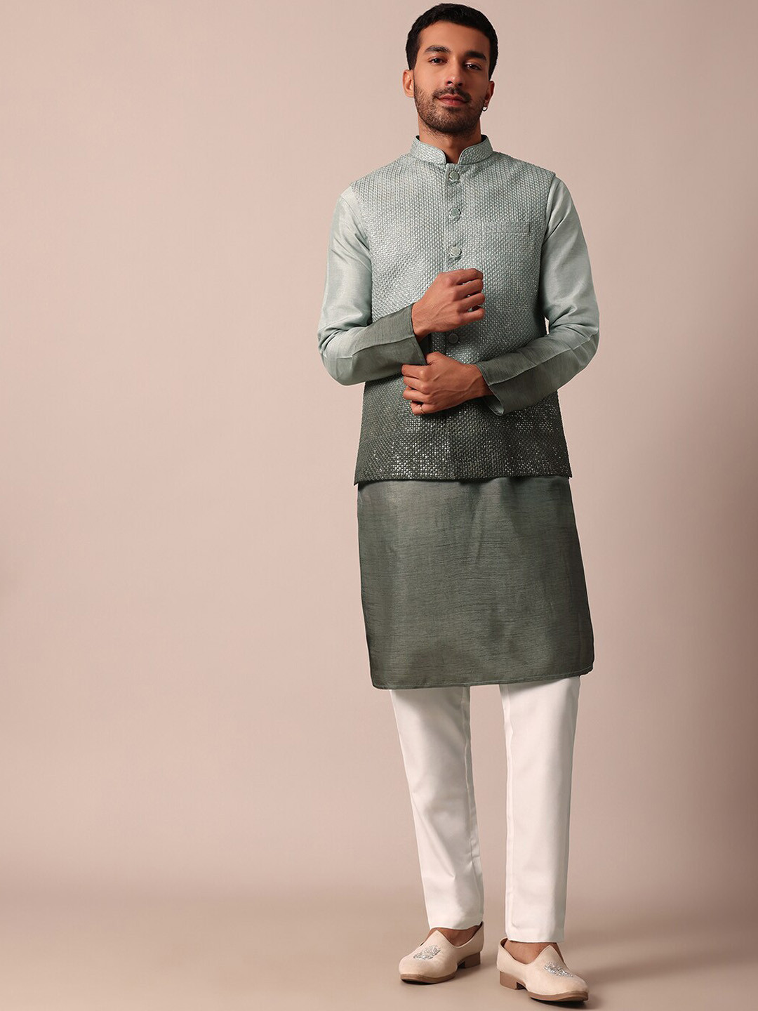 

KALKI Fashion Ombre Colourblocked Regular Sequinned Kurta with Pyjamas, Green