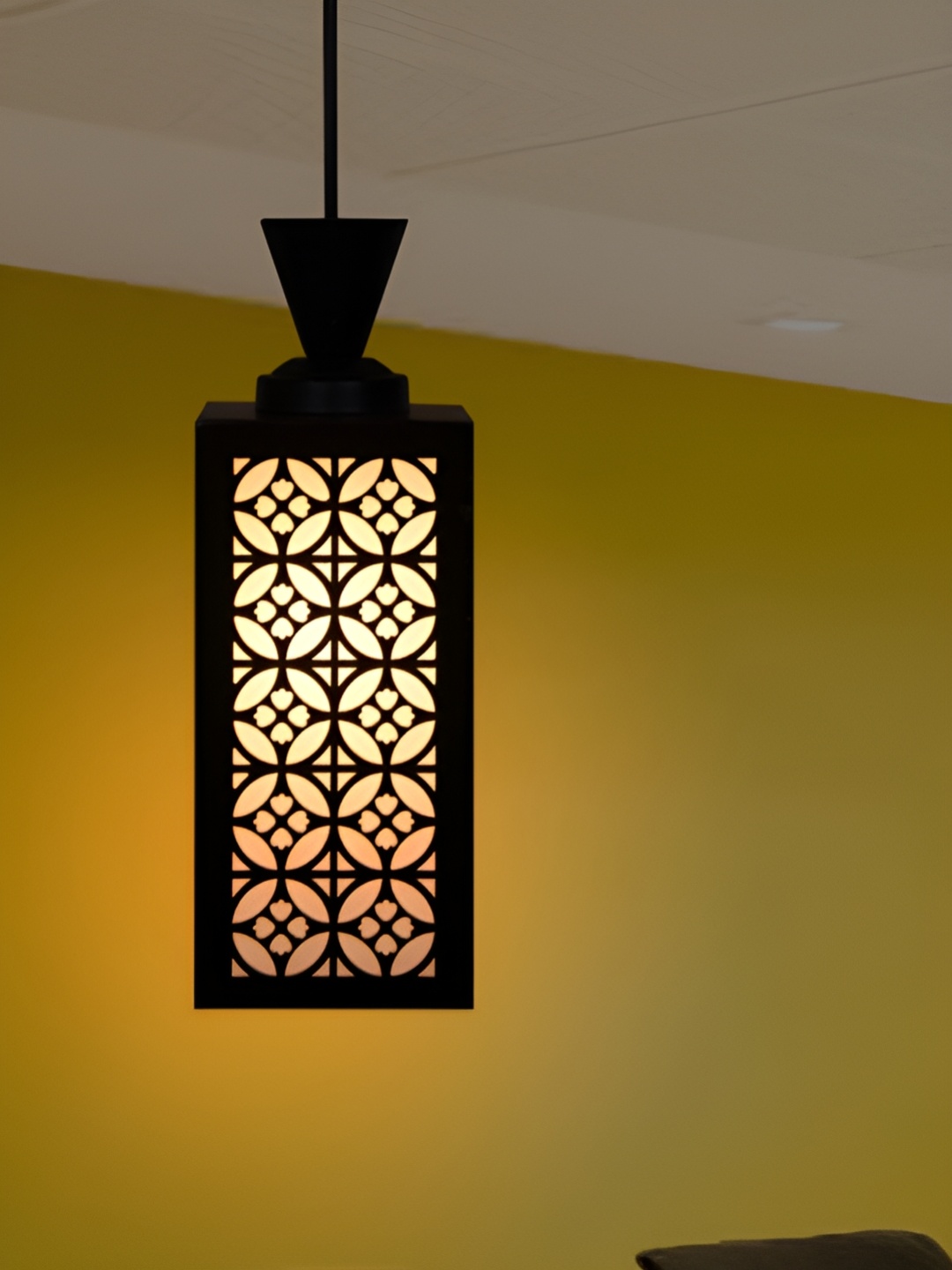 

Afast Brown Traditional Ceiling Lamp