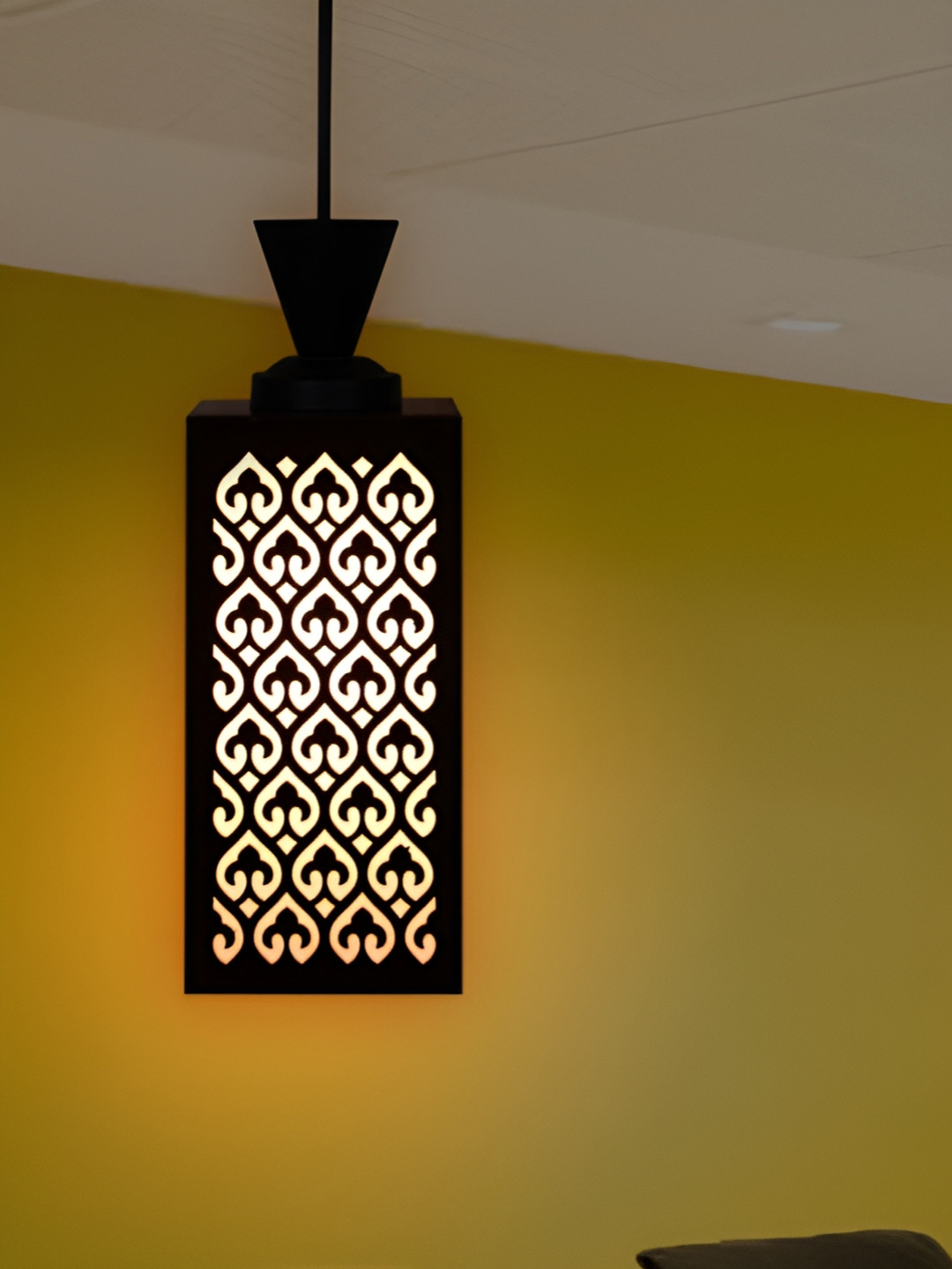 

Afast Brown Traditional Ceiling Lamp