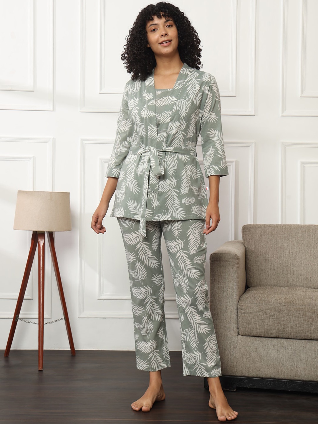 

Bannos Swagger Printed Pure Cotton Top With Shrug & Lounge Pant, Green