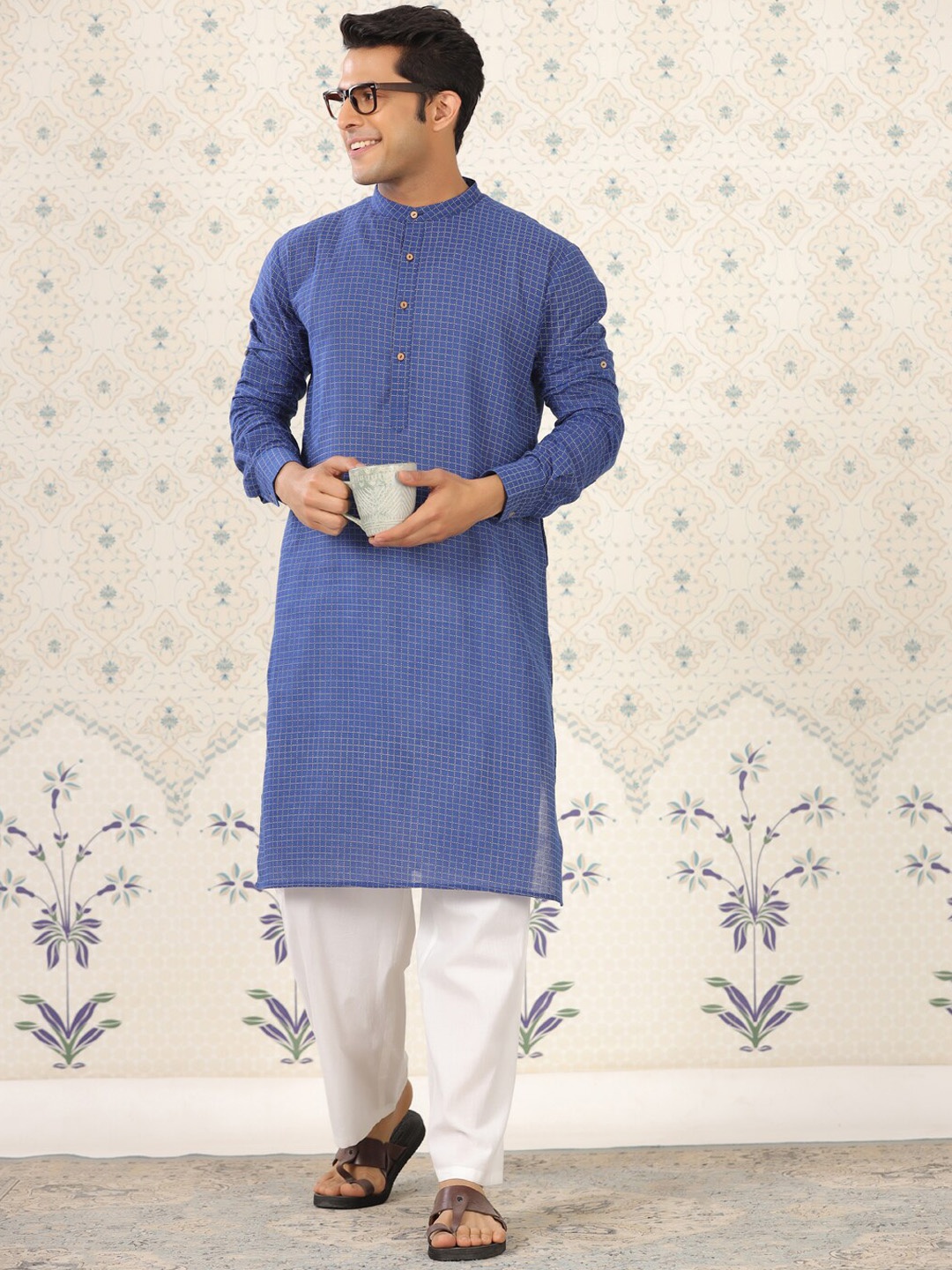 

Ode by House of Pataudi Geometric Printed Mandarin Collar Long Sleeves Cotton Kurta, Blue
