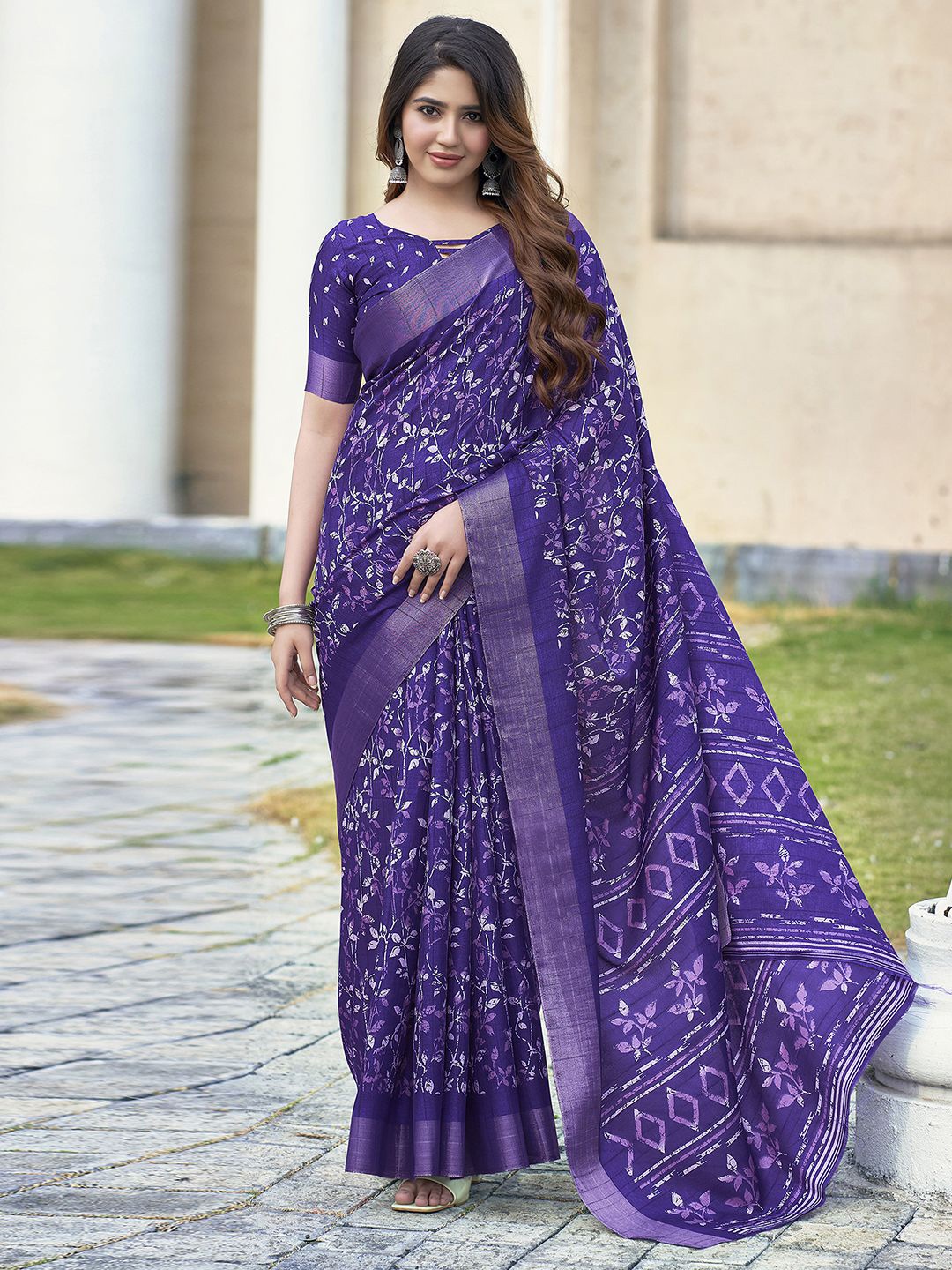 

Mitera Blue Floral Printed Zari Art Silk Dabu Saree, Violet