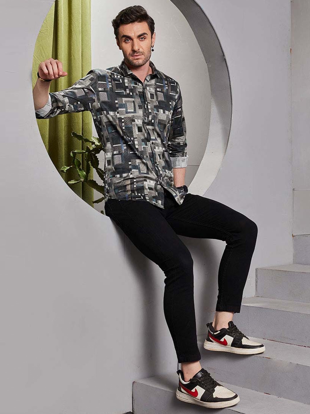 

ALMATY Men Comfort Slim Fit Floral Opaque Printed Party Shirt, Multi