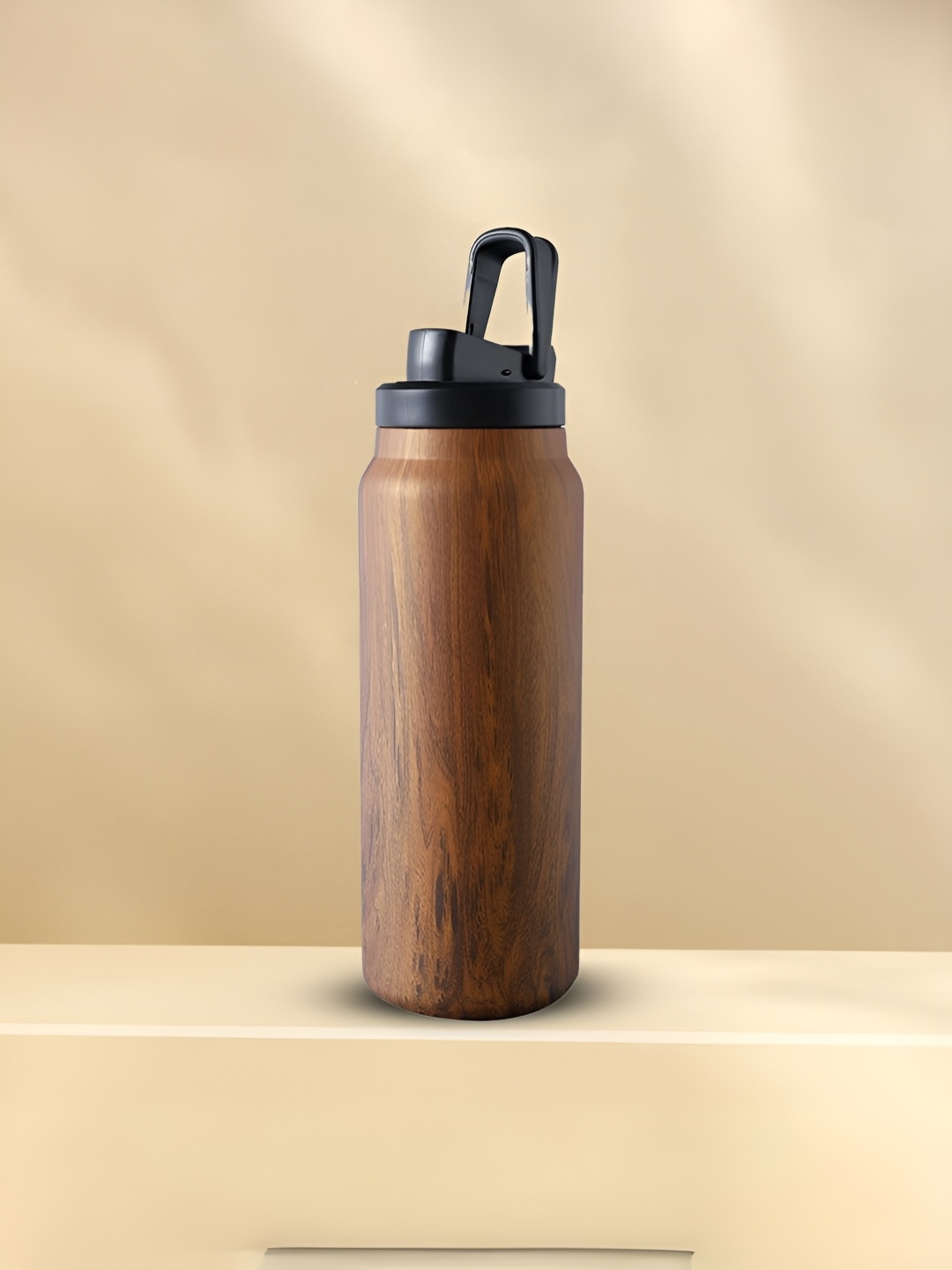 

UMAI Brown & Black Stainless Steel Single Wall Vacuum Water Bottle 900ml