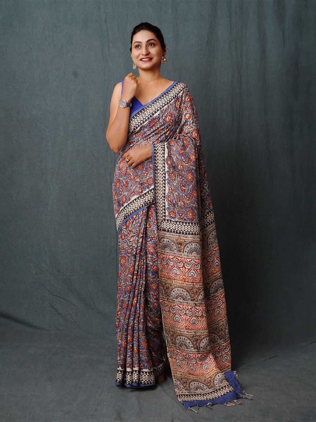 

Unnati Silks Ethnic Motifs Printed Bagru Saree, Blue