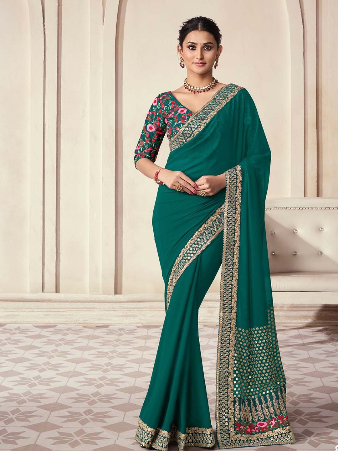 

ODETTE Embroidered Woven Design Saree, Green
