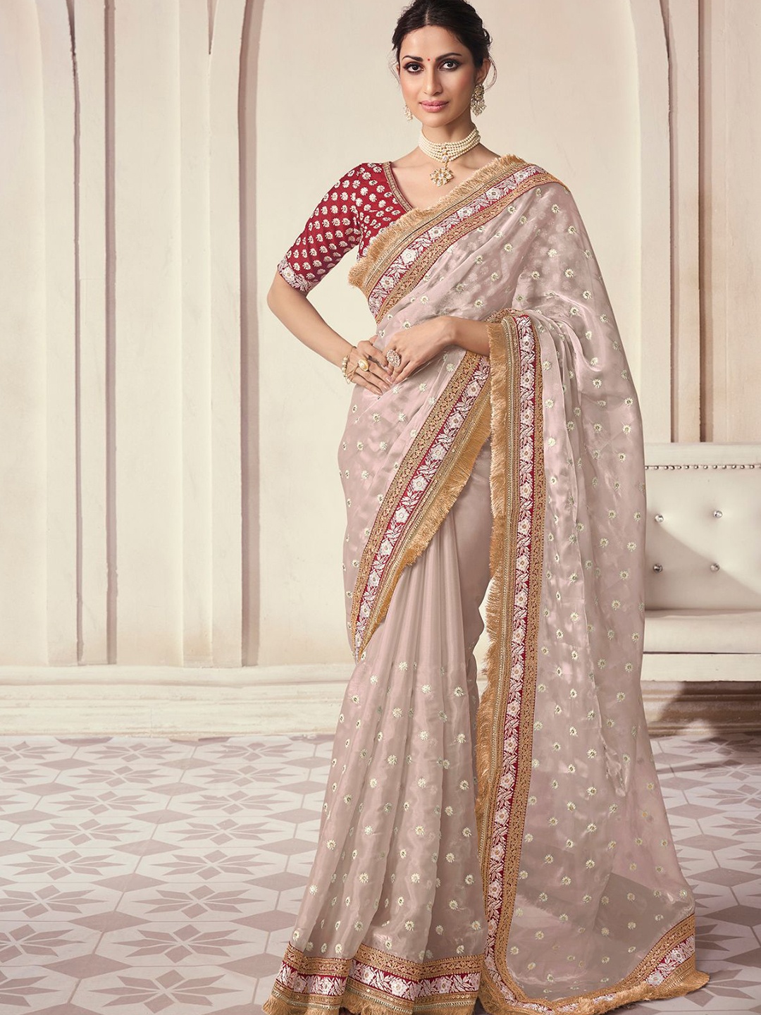 

ODETTE Ethnic Motifs Embroidered Saree, Beige