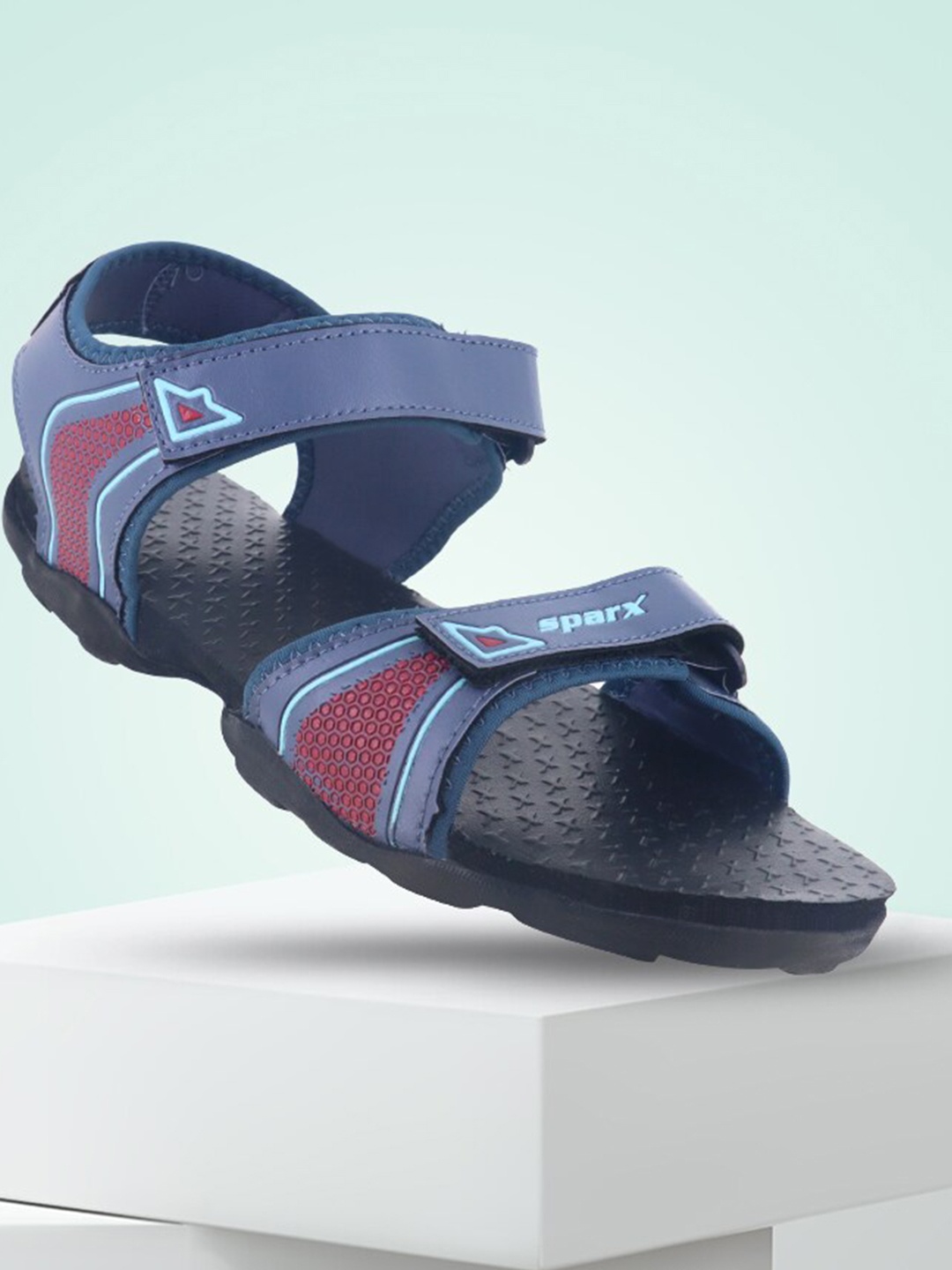 

Sparx Men Textured Sport Sandals, Grey
