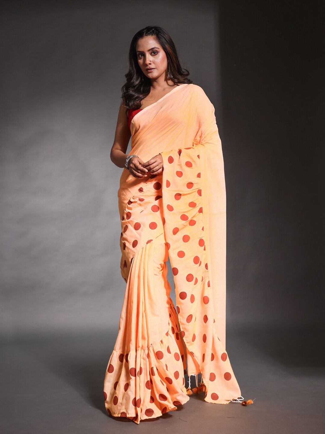 

Charukriti Pure Cotton Ruffles Saree, Orange