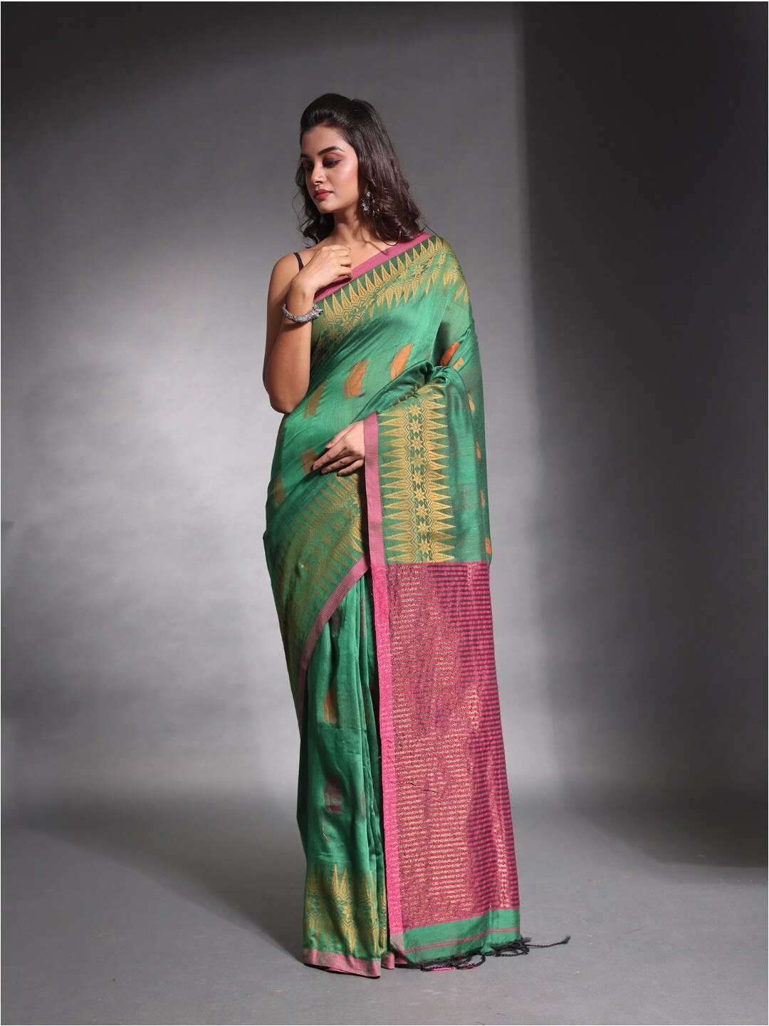 

Charukriti Ethnic Motifs Zari Pure Cotton Saree, Green