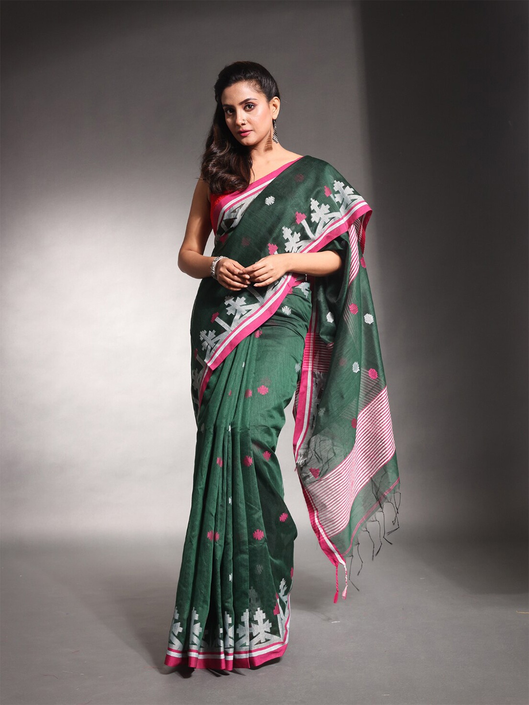 

Charukriti Zari Silk Cotton Saree, Green